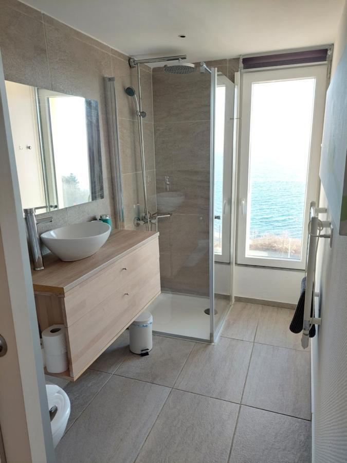 Ferienwohnung La Crique De L'Evole Neuenburg Exterior foto